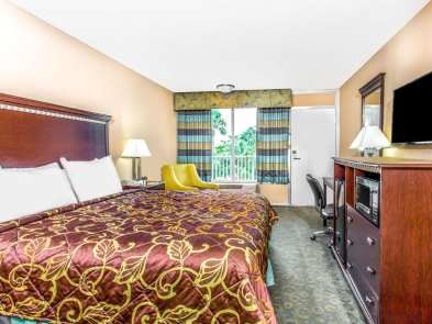Days Inn Fort Lauderdale Airport North Cruise Port Spacious Rooms