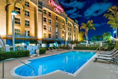 Hampton Inn 2 Hampton Inn Fort Lauderdale Airport North Cruise Port pool